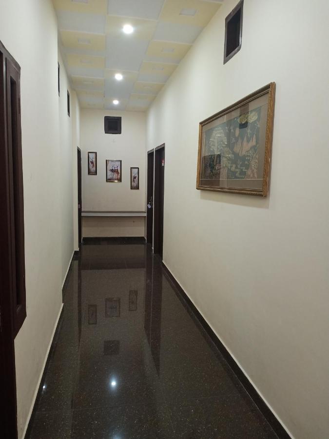 Branded Guest House Jalandhar Ngoại thất bức ảnh